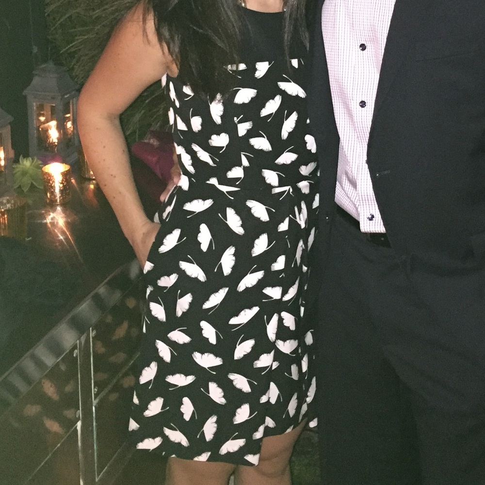 EUC Miss WU Black and White cocktail dress Size 4